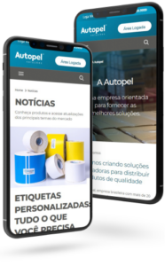 Mock up da tela de dois celulares com site da Autopel